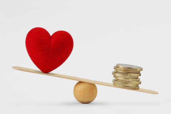 What motivates innovative entrepreneurs: Money or altruism?