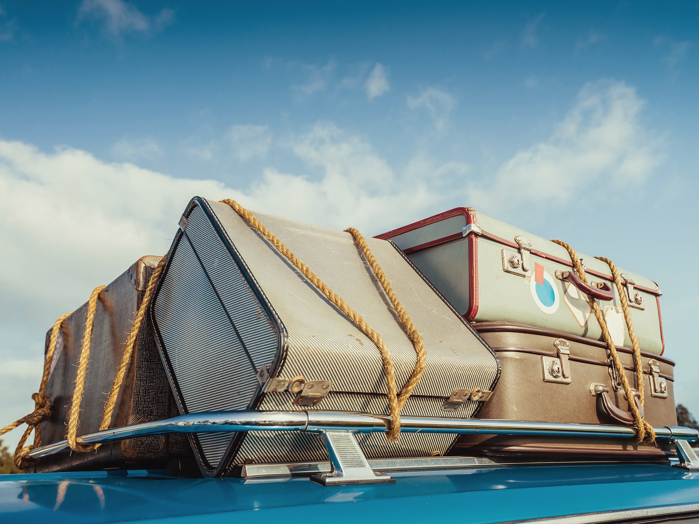 A Guide to Safely Holiday Road-Tripping Through a Pandemic