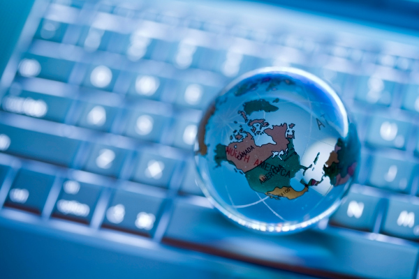 Visa takes a swipe in fintech, builds new online marketplace