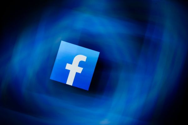 Senators press Facebook for answers about why it cut off misinformation researchers