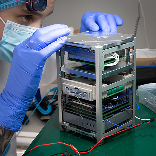 Aurora Propulsion Technologies closes €1.7M seed for spacecraft maneuvering and deorbiting tech