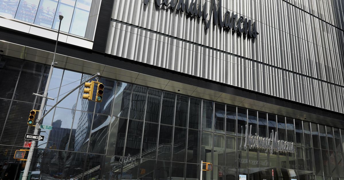 PSA: Neiman Marcus still exists and it was hacked