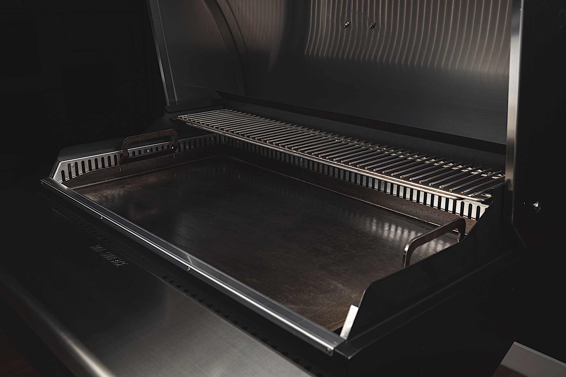 How Recteq’s dual-chamber and griddle designs put a unique spin on pellet grills